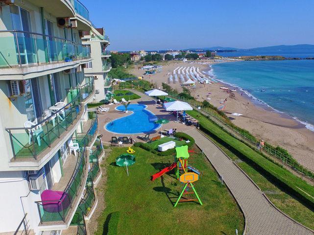 Alexander Lozenets Beach Complex Apartment Exterior photo